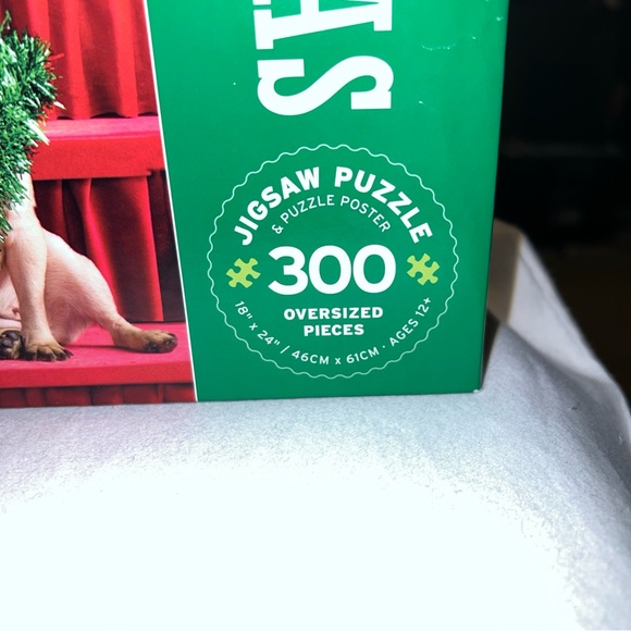 Merry Pug-Mas Christmas Holiday 300 Oversized Piece Jigsaw Puzzle Pug Dogs Ceaco - Picture 4 of 16